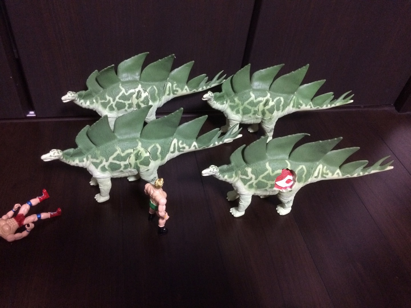 ディノ蔵の恐竜 フィギュア おもちゃに関するブログ ジュラシックパーク ステゴサウルス 1993 ケナー Kenner