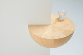 Plywood-Shelf-Stuck-in-The-Corner-1.jpg