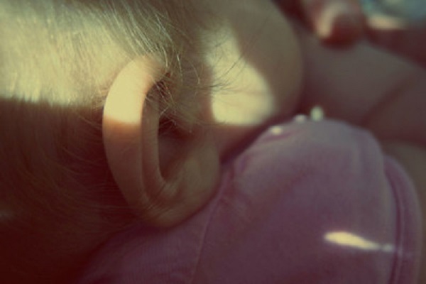 baby-ear-520x347.jpg