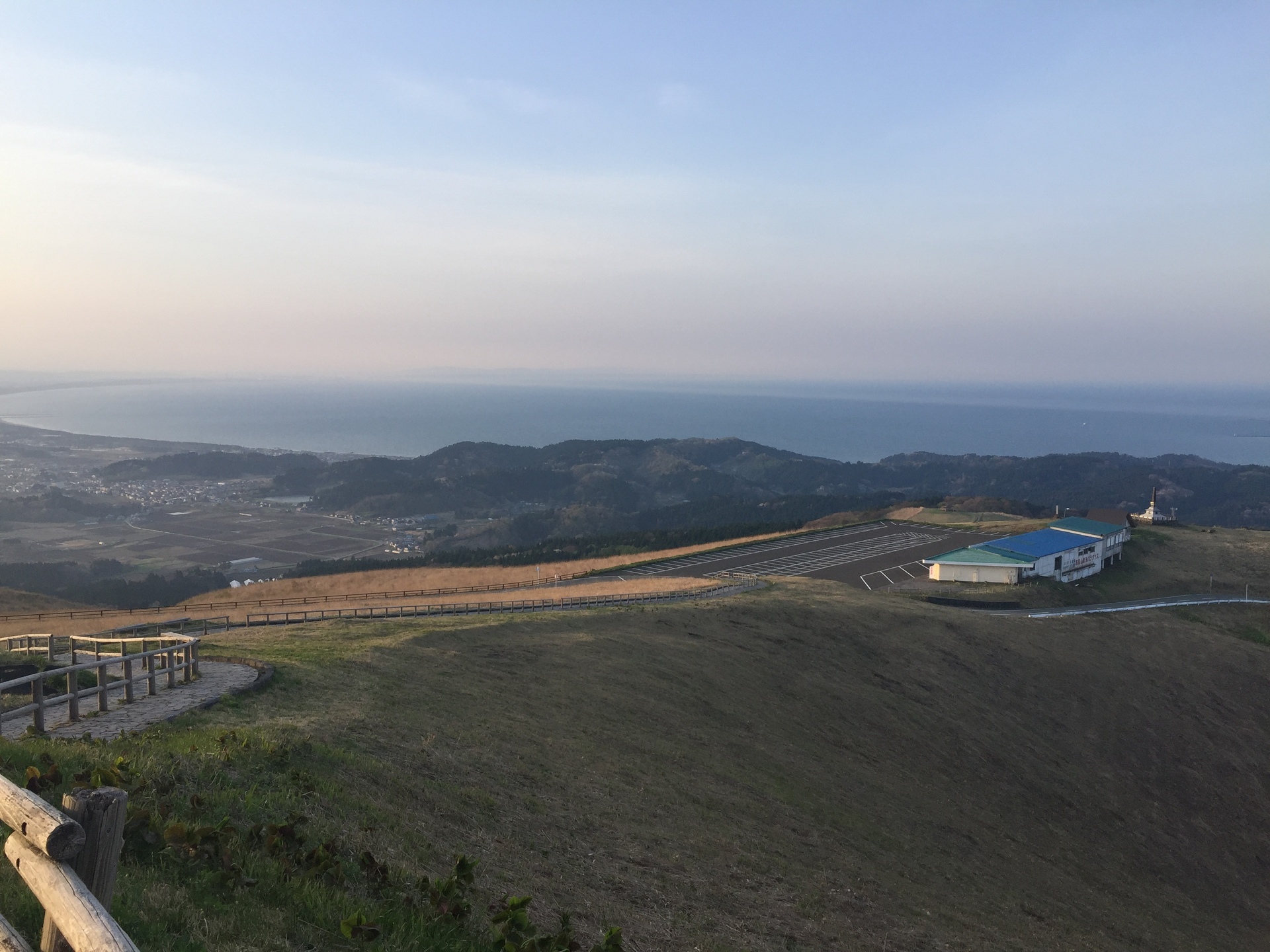 バイク旅 第6戦 2日目 東北ツーリング 寒風山 十二湖 津軽岩木スカイライン 八甲田山 芦野公園