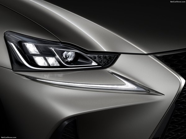 Lexus-IS-2017-1600-0f.jpg