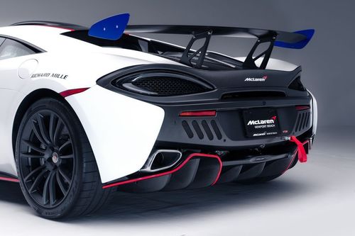mclaren-mso-x-08-anniversary-white_red-and-blue-accents-07.jpg