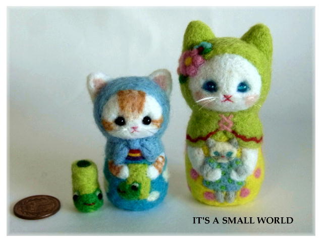 It S A Small World 羊毛フェルトの6月