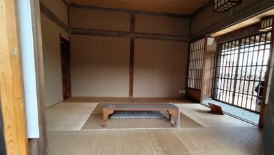 Eshima-Enclosed-Room-Takatohan.JPG