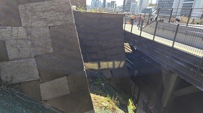MItsuke-Stone-Wall-Ushi-gome.JPG