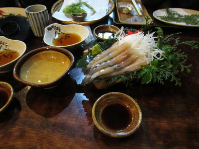 岩魚 山女魚の踊り食い 高崎市 渓流魚料理専門店 魚籠屋 群馬県 Umaburo うまぶろ