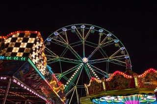 amusement-park-1045212_960_720.jpg