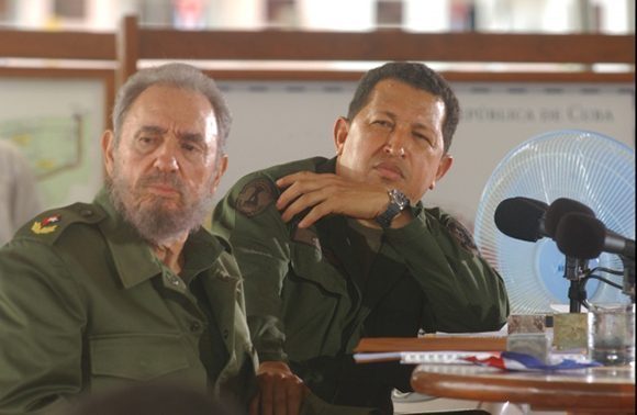Fidel-Castro-Hugo-Chavez-ALBA-1.jpg
