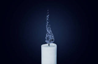 candle-1042087_640.jpg