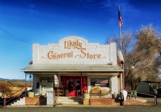 general-store-269539_640.jpg