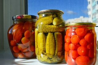 pickles-1799731_1920.jpg