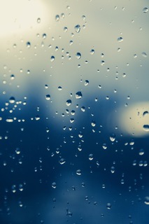 raindrop-1445835_1920.jpg