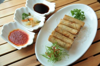 spring-rolls-2097978_1280.jpg