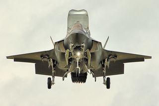 F-35B_-_RIAT_2016_(28339519775).jpg