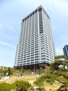 Cross_Air_Tower,_Meguro,_Tokyo.jpg