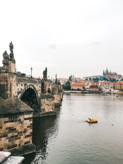 architecture-boats-bridge-2930356.jpg