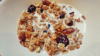 baked-granola_002-640x360.jpg