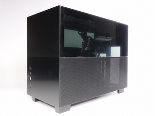 新世代は旧世代を大きく超えよ: 【注意！320mmグラボは入らない？！】Lian Li社 Mini-Itx PCケース「Lian Li Q58 」をレビュー