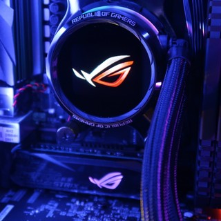 新世代は旧世代を大きく超えよ: 【幻想的なヘッド】ASUS社「ROG RYUO