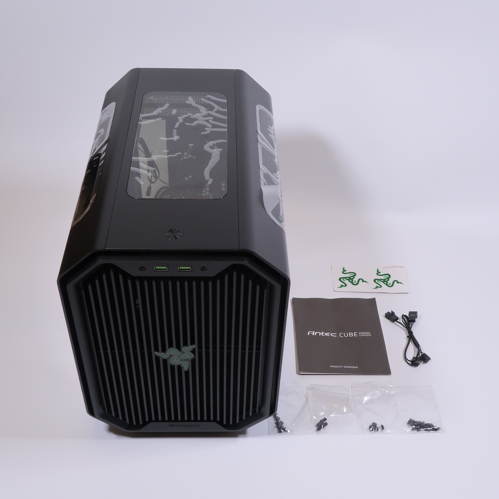 に値下げ！ Antec RAZER cube コラボ ITXケース 新品 箱無し 激レア