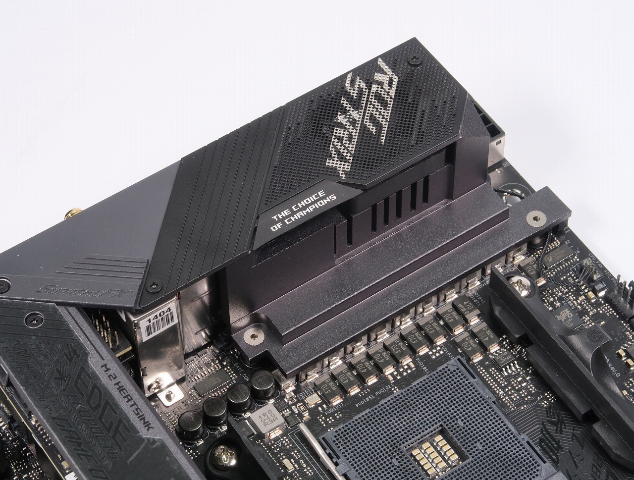 新世代は旧世代を大きく超えよ: 【新世代 X570-I】ASUS社「ROG Strix