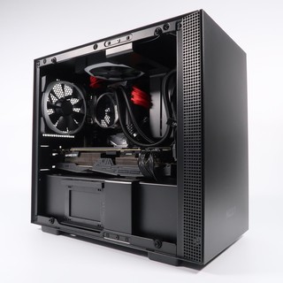 新世代は旧世代を大きく超えよ: 【魅せる機械学習】NZXT社 Mini-ITX 