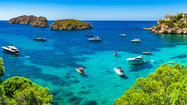 380x214_YachtingPlaygrounds_Ibiza_0.jpg