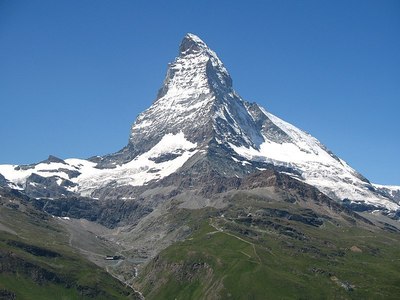 800px-3818_-_Riffelberg_-_Matterhorn_viewed_from_Gornergratbahn.jpeg