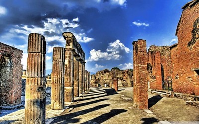 pompei_colonne_scavi-W-1440x900.jpg