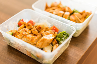 box-diet-fitness-meal-lunch-grilled-chicken-steak