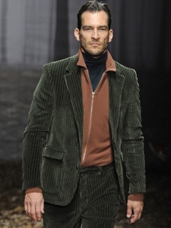 Trussardi-Fall-2013-Mens-25.jpg