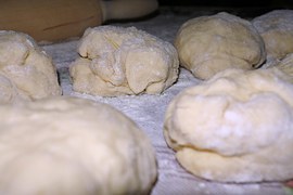 the-dough-971669__180.jpg