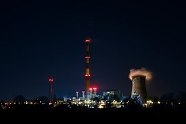 power-plant-933630__180.jpg