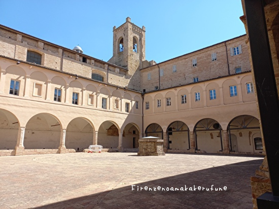 Torre del Passero Solitario, chiostro di Sant'Agostino - Copia.jpg