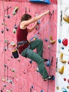 climber-486023__340.jpg