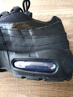 NIKE airMAX 95 heel.jpg