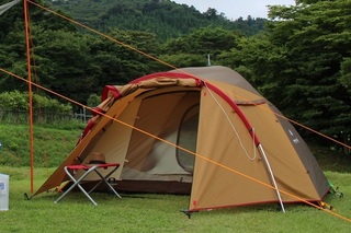 tent1.jpg