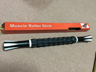 musclerollerstick1_7172.jpg