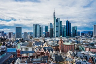 frankfurt-4945405_960_720.jpg