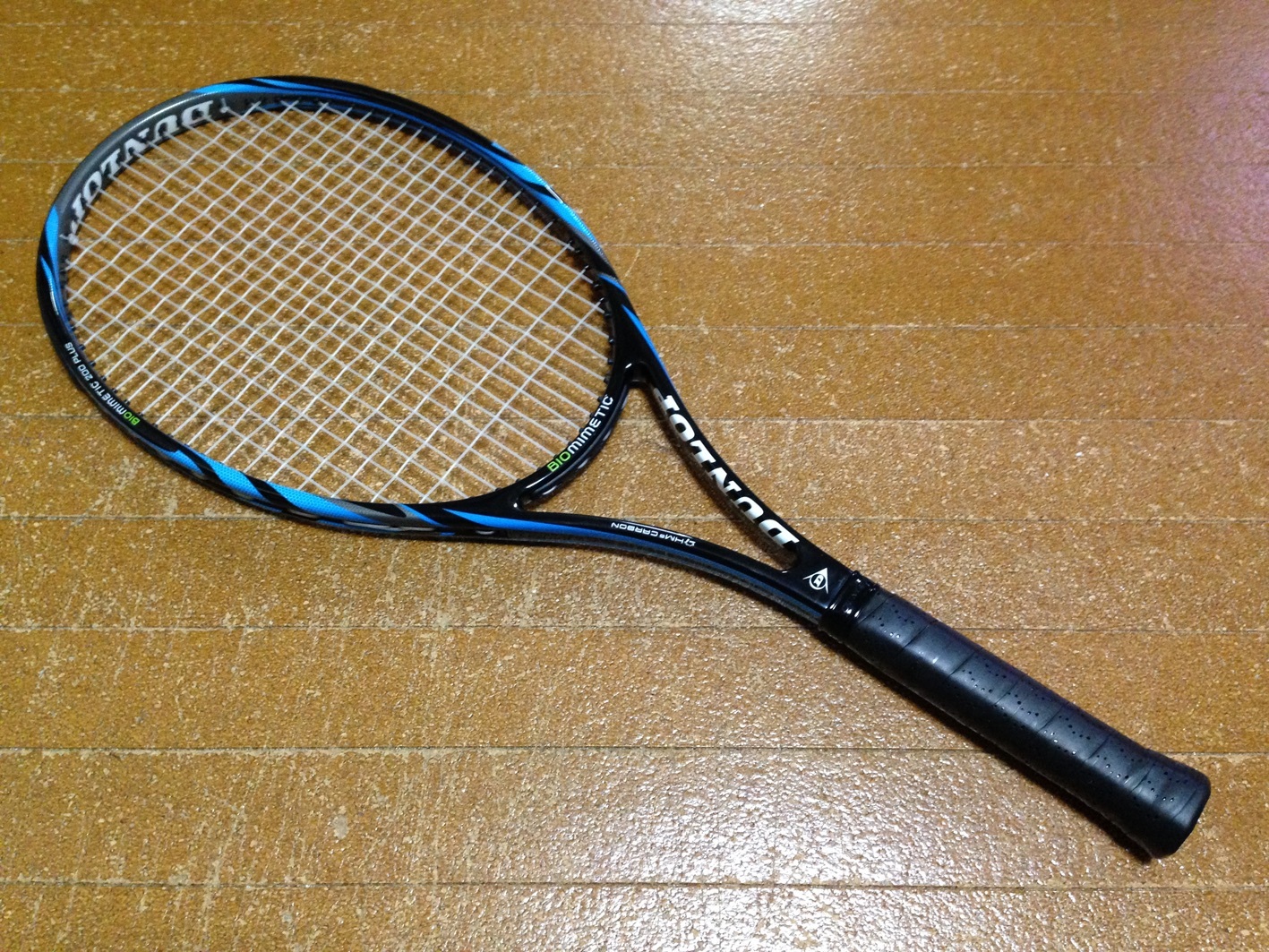 テニスラケット大好き！: 054) バイオミメティック200プラス