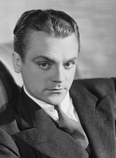 800px-James_cagney_promo_photo.jpg