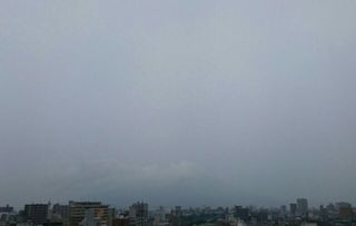 blue rain sakurajima 20150627 1435365706041.jpg