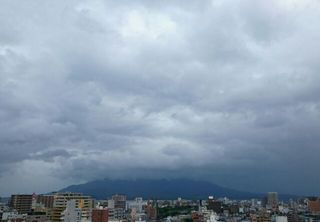 covered with cloud sakurajima 20150603 1433295438244.jpg