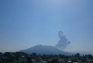 kinnikuman sakurajima 20150521 1432173101653.jpg