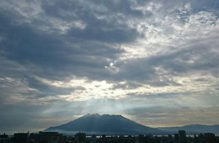 light curtain 1 sakurajima 20150828 1440722383875.jpg