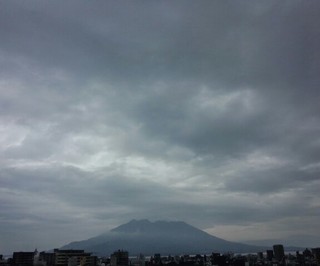 rainy day sakurajima _20141130_093108-1.jpg