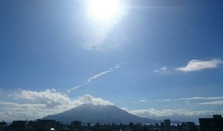 stairs to the heaven with pigeon sakurajima 20150725 1437782899330.jpg