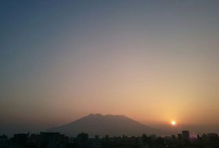 sunrise in mist sakurajima 20151025 1445723472724.jpg