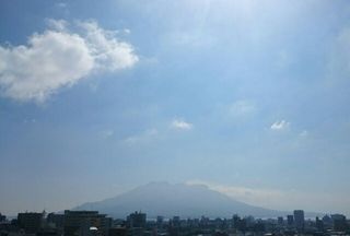 white cloud & misty sakurajima 20150731 1438303231944.jpg