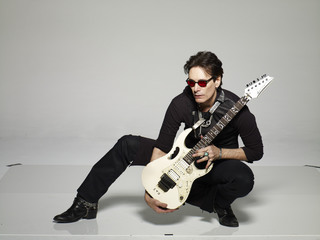 SteveVai-Ibanez-evo.jpg